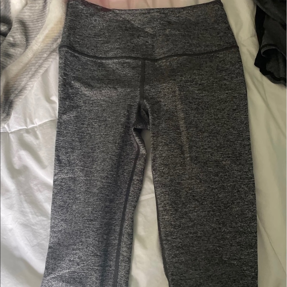 Victoria’s Secret sport leggings